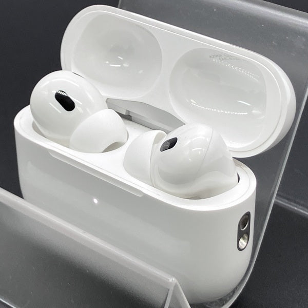 【中古】MagSafe充電ケース(USB-C)付きAirPods Pro(第2世代) MTJV3JA【秋葉原】
