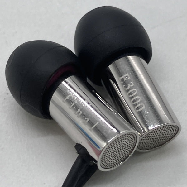 【中古】E3000 【FI-E3DSS】【秋葉原】