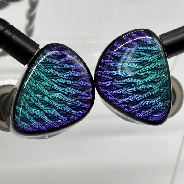 【中古】Wyvern Black Remaster【秋葉原】
