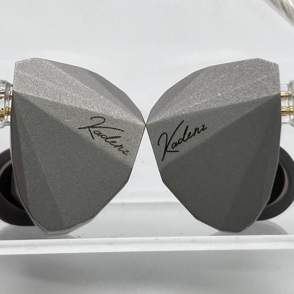 【中古】Kadenz【秋葉原】