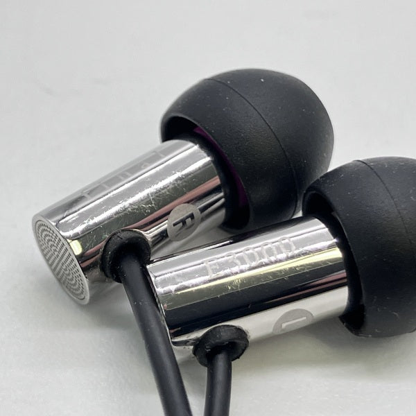 【中古】E3000 【FI-E3DSS】【日本橋】