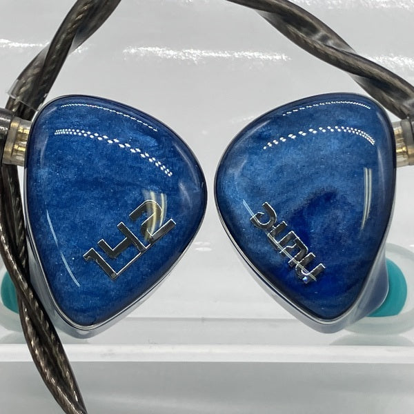 【中古】DN 142【秋葉原】