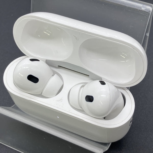 【中古】MagSafe充電ケース(USB-C)付きAirPods Pro(第2世代) MTJV3JA【秋葉原】