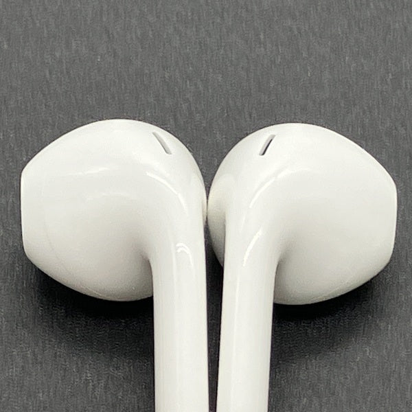 【中古】Apple EarPods with Remote and Mic【秋葉原】