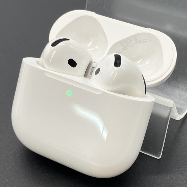 【中古】AirPods 4 MXP93J/A（アクティブノイズキャンセリング搭載）【秋葉原】