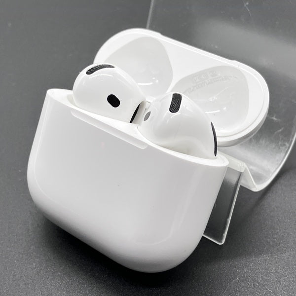 【中古】AirPods 4 MXP93J/A（アクティブノイズキャンセリング搭載）【日本橋】