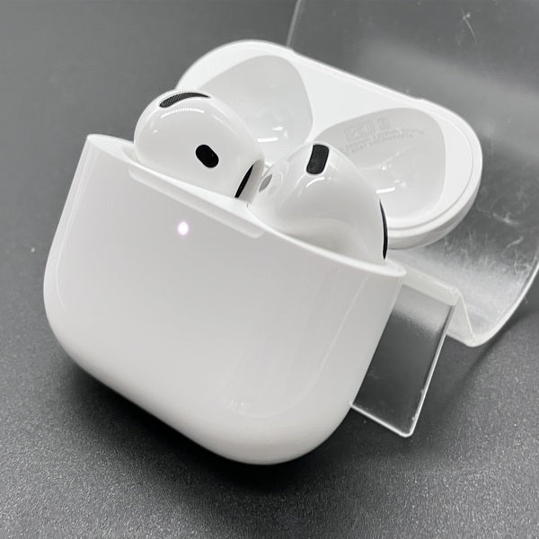 【中古】AirPods 4 MXP93J/A（アクティブノイズキャンセリング搭載）【秋葉原】