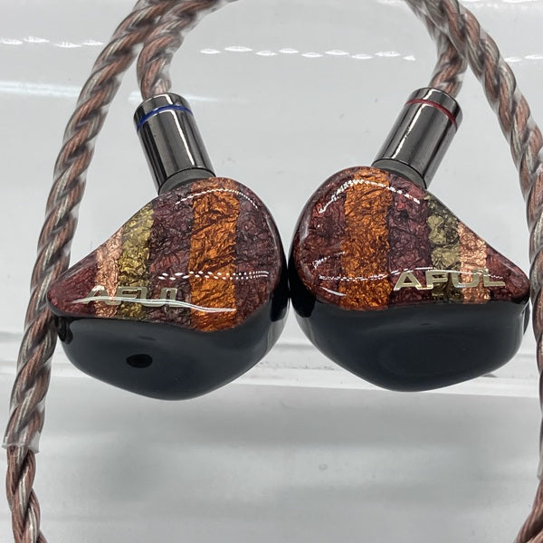 【中古】PERFORMER 8 4.4【秋葉原】