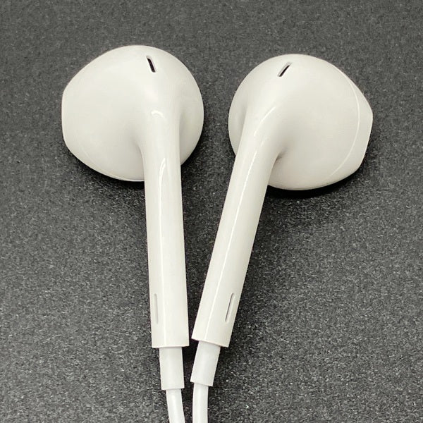 【中古】EarPods（USB-C） インナーイヤー型イヤホン【日本橋】