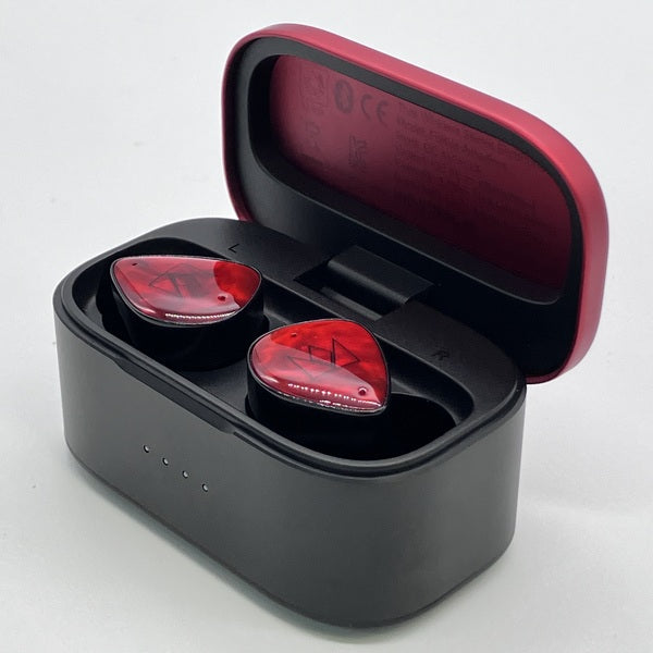 【中古】FoKus Amadeus 【NBA-FOKUS-AMADEUS】【秋葉原】