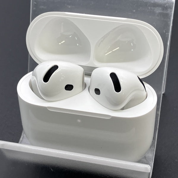 【中古】AirPods 4 MXP93J/A（アクティブノイズキャンセリング搭載）【日本橋】