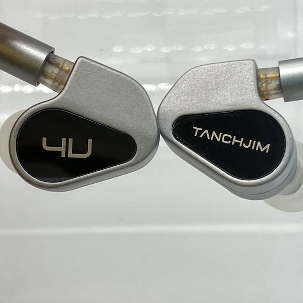 【中古】4U【秋葉原】