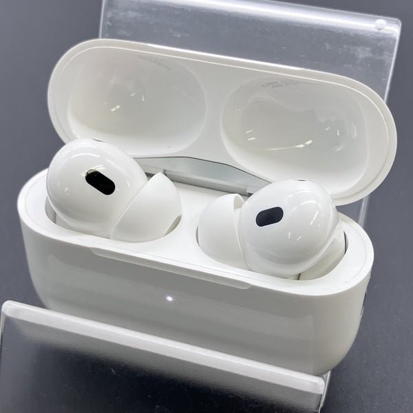 【中古】MagSafe充電ケース(USB-C)付きAirPods Pro(第2世代) MTJV3JA【日本橋】
