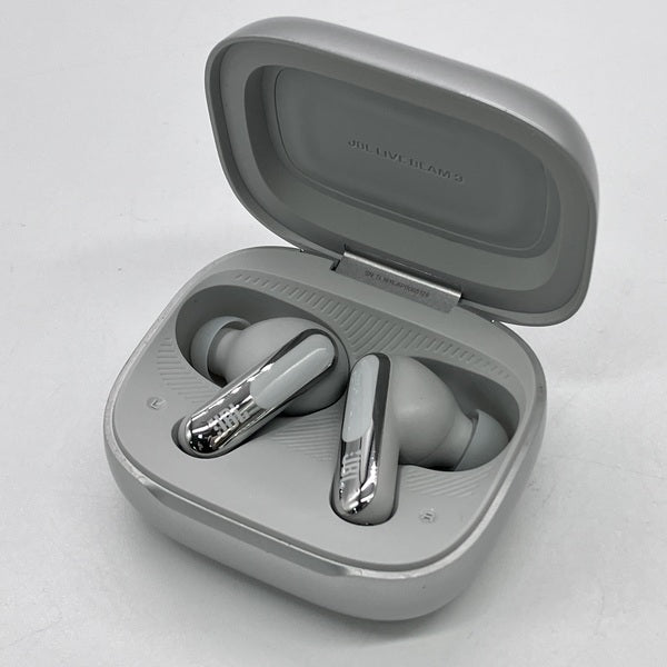 【中古】LIVE BEAM 3 シルバー【JBLLIVEBEAM3SIL】【秋葉原】