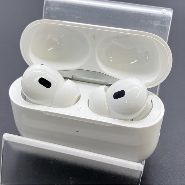 【中古】MagSafe充電ケース(USB-C)付きAirPods Pro(第2世代) MTJV3JA【日本橋】
