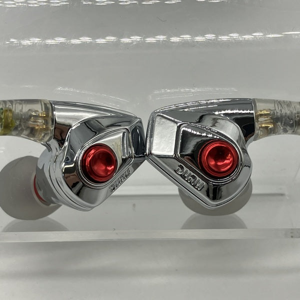 【中古】TITAN S2 シルバー【日本橋】