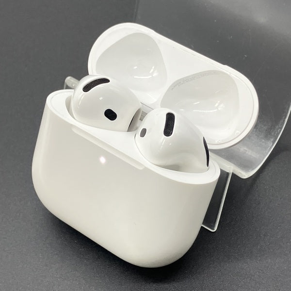 【中古】AirPods 4 MXP63J/A【秋葉原】