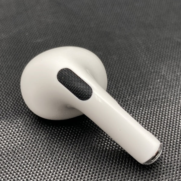 【中古】AirPods Pro（片耳R側）【秋葉原】