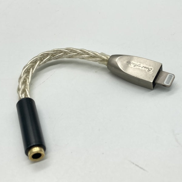 【中古】Prima Donna 8 Wired Lightning to 3.5mm Adapter Cable 【BEA-6141】【秋葉原】