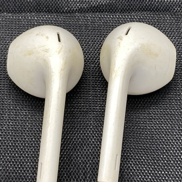 【中古】Apple EarPods with Remote and Mic【日本橋】