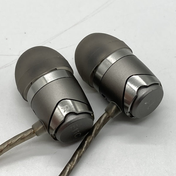 【中古】SoundMAGIC E11C【日本橋】