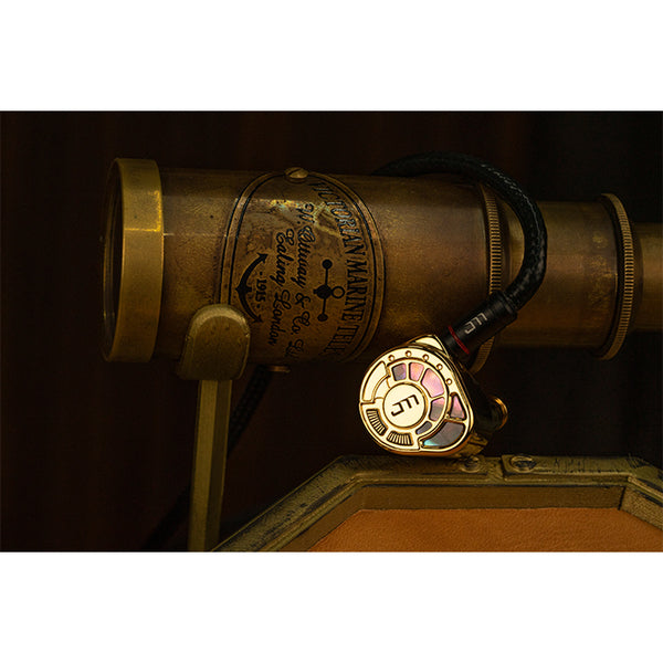 Nautilus(Universal Fit)