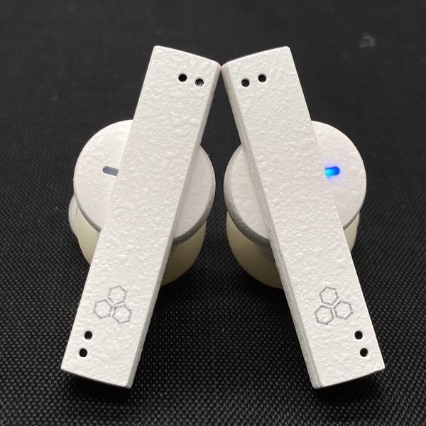 【中古】ZE8000 ホワイト 【FI-ZE8DPLTW-WHITE】【日本橋】