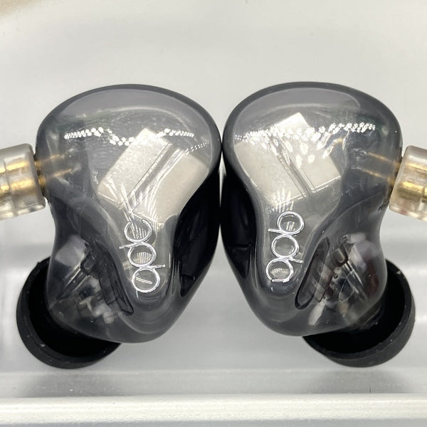 【中古】Studio 8SS 【QDC-STUDIO-8SS】【日本橋】