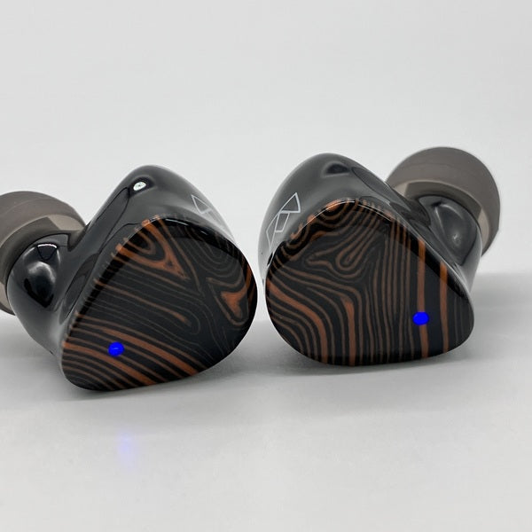 【中古】FoKus Triumph 【NOB-FOKUSTRH-B】【秋葉原】