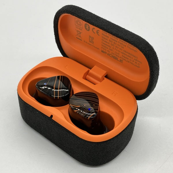 【中古】FoKus Triumph 【NOB-FOKUSTRH-B】【秋葉原】