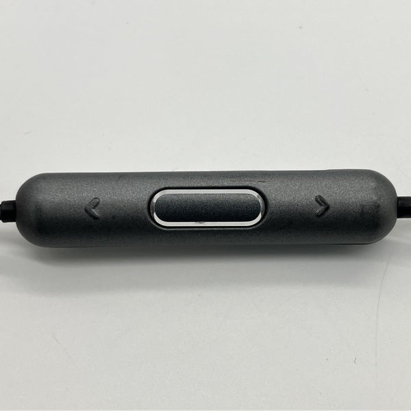 【中古】N200 WIRELESS 【AKGN200BTBLK】【日本橋】