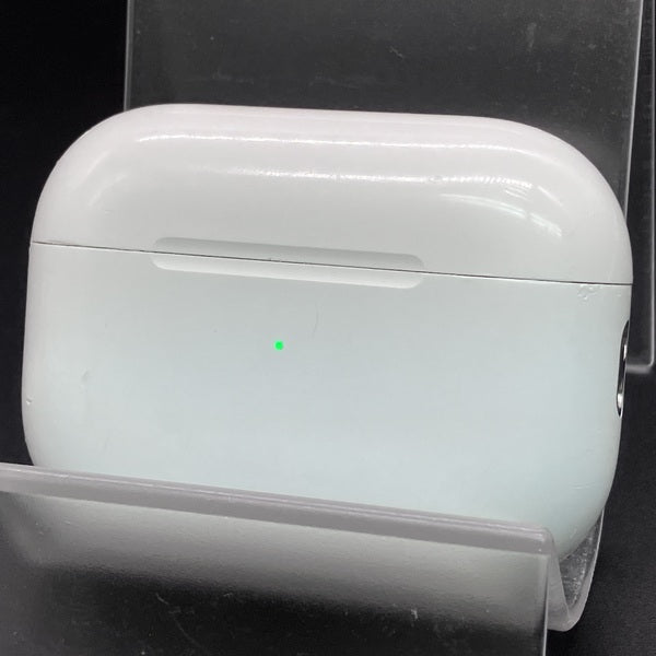 【中古】AirPods Pro (第2世代) MagSafe充電ケース(USB-C)【日本橋】