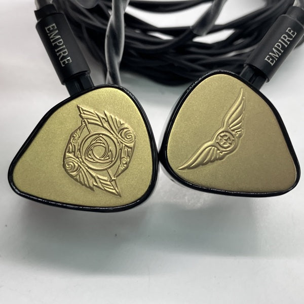 【中古】RAVEN Launch Edition 【EMP-RAVEN-GD】【秋葉原】