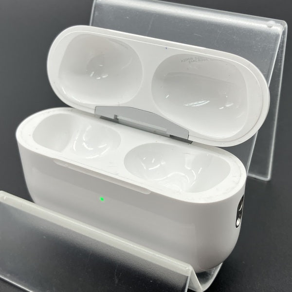 【中古】AirPods Pro (第2世代) MagSafe充電ケース(USB-C)【名古屋】