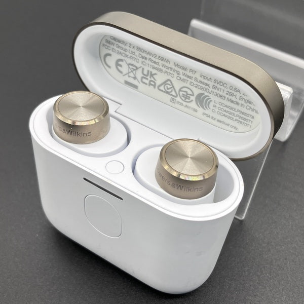 【中古】PI7 ホワイト【日本橋】