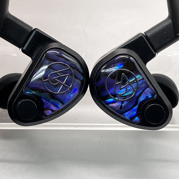 【中古】Volür 【64A-7297】【秋葉原】