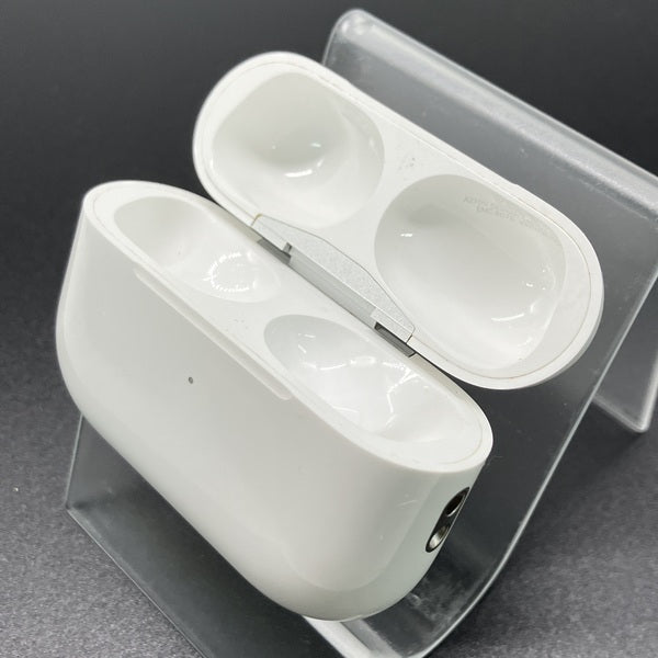【中古】AirPods Pro (第2世代) 充電ケース (Lightning)【秋葉原】