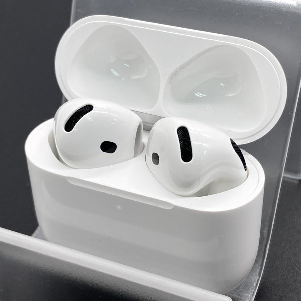 【中古】AirPods 4 MXP63J/A【日本橋】