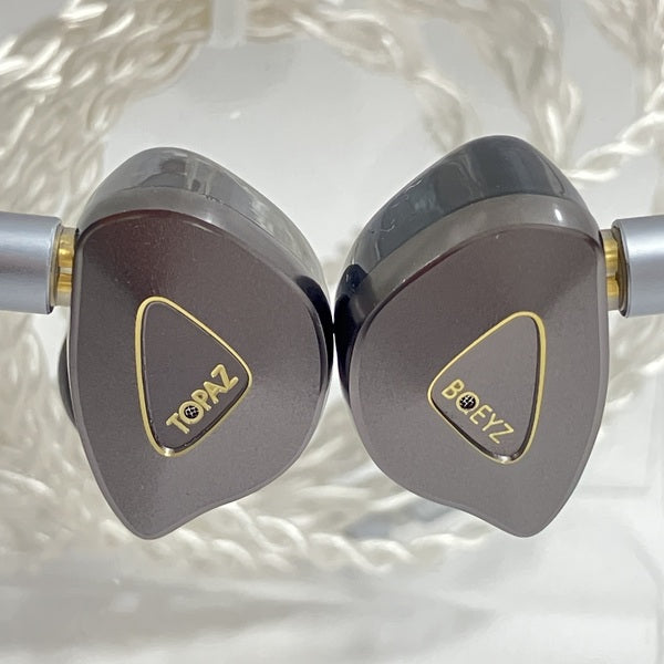 【中古】Topaz グレー (3.5mmプラグ)【秋葉原】