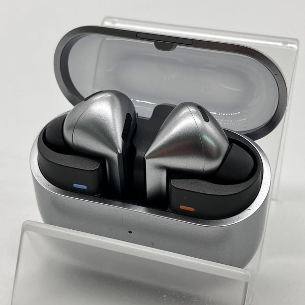 【中古】Galaxy Buds3 Pro シルバー 【SM-R630NZAAXJP】【秋葉原】