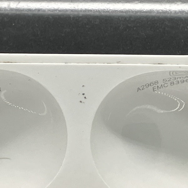 【中古】AirPods Pro (第2世代) MagSafe充電ケース(USB-C)【秋葉原】