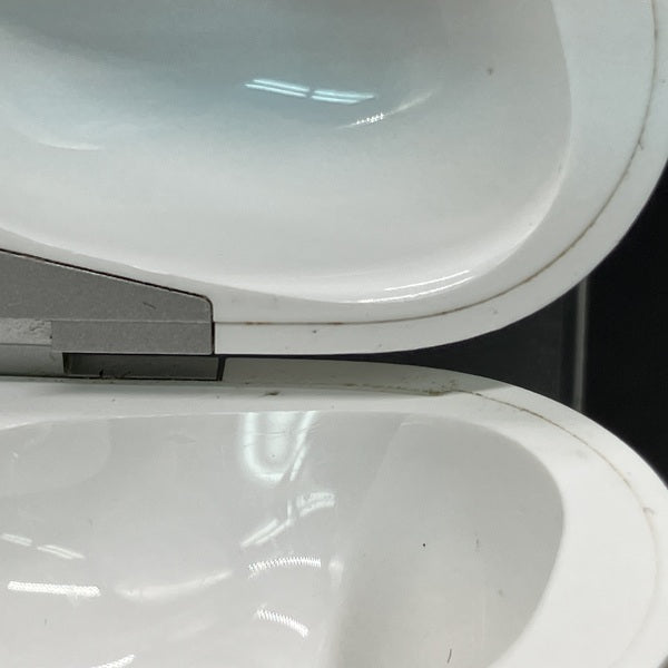 【中古】AirPods Pro (第2世代) MagSafe充電ケース(USB-C)【秋葉原】