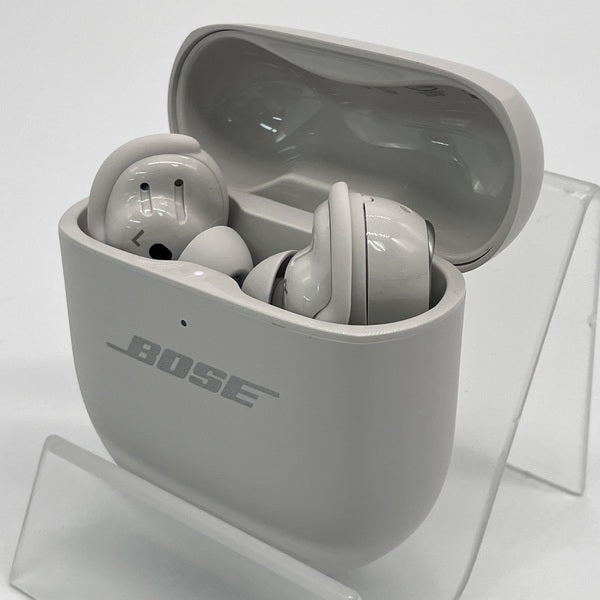 【中古】Quietcomfort Ultra Earbuds 2nd Gen White Smoke【名古屋】