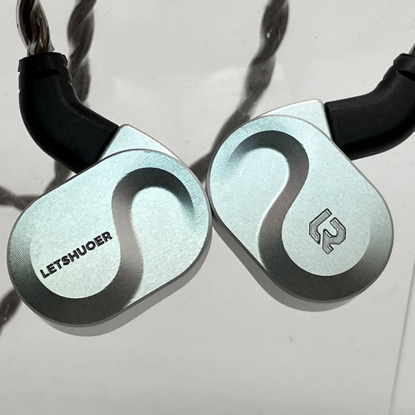 【中古】S08 Silver【日本橋】