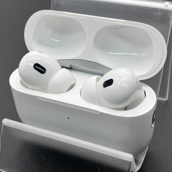 【中古】MagSafe充電ケース(USB-C)付きAirPods Pro(第2世代) MTJV3JA【秋葉原】