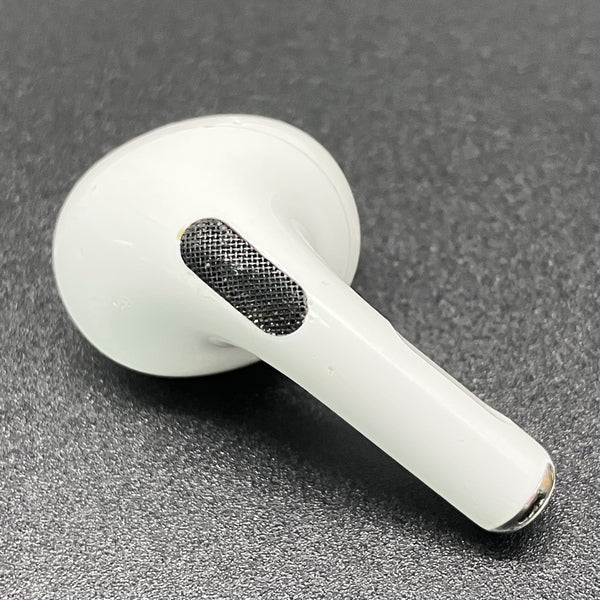 【中古】AirPods Pro （R側）【秋葉原】