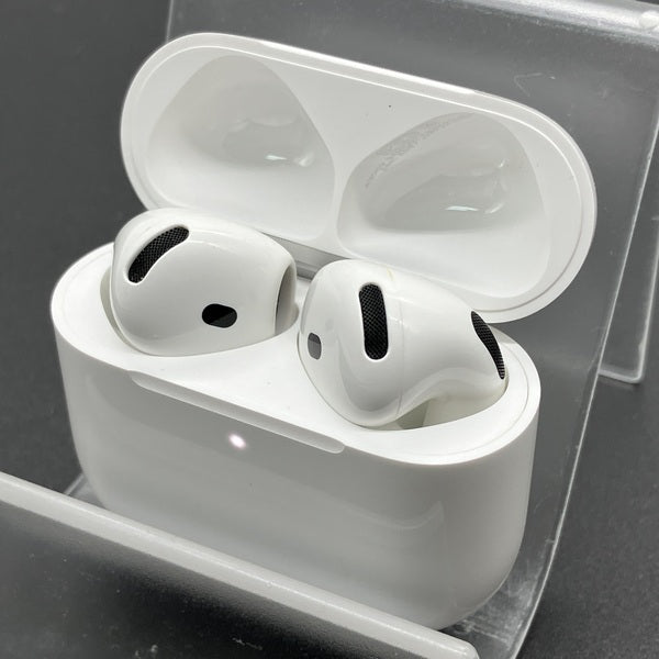 【中古】AirPods 4 MXP93J/A（アクティブノイズキャンセリング搭載）【日本橋】