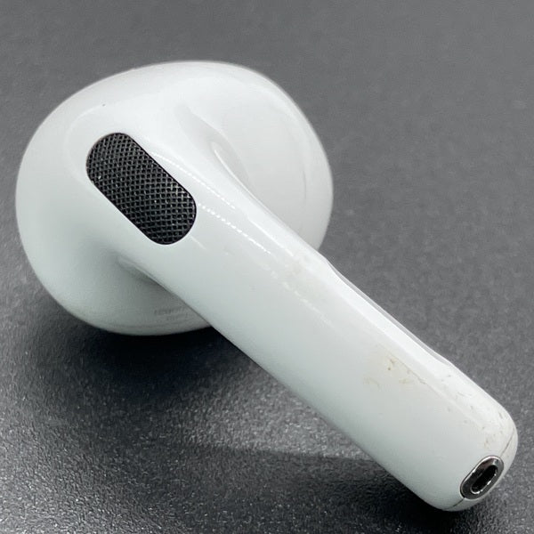 【中古】AirPods 4 (R側)（アクティブノイズキャンセリング搭載）【秋葉原】