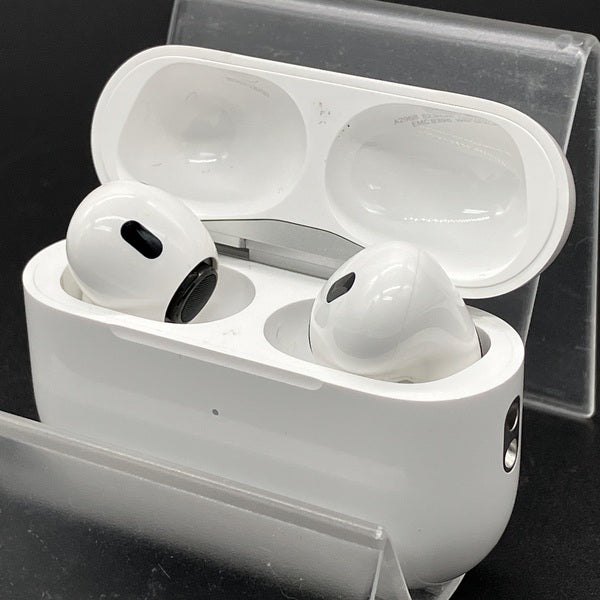 【中古】MagSafe充電ケース(USB-C)付きAirPods Pro(第2世代) MTJV3JA【秋葉原】