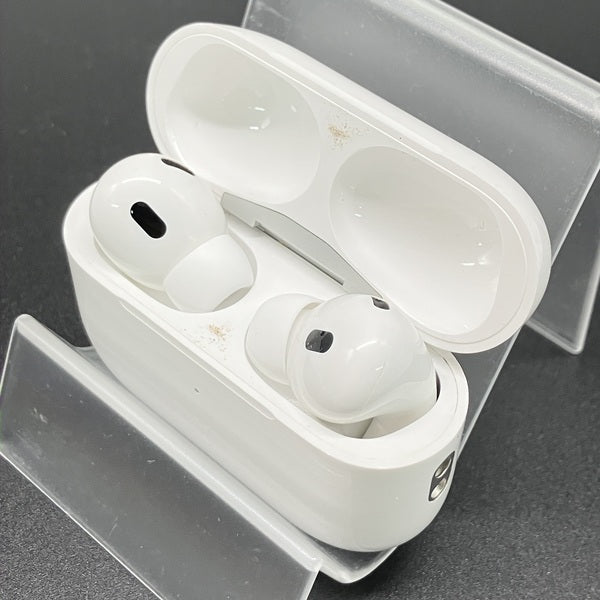 【中古】MagSafe充電ケース(USB-C)付きAirPods Pro(第2世代) MTJV3JA【秋葉原】